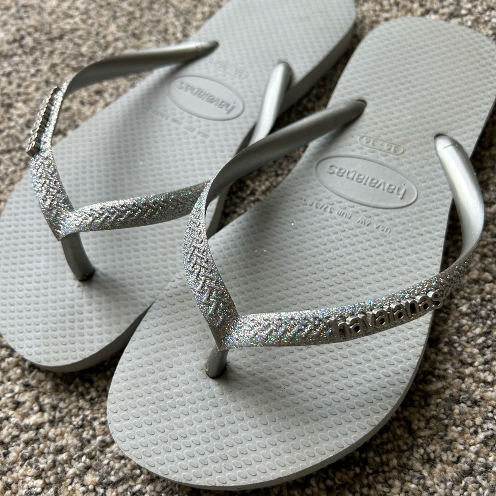 Havaianas Women's Silver glitter Flip Flops